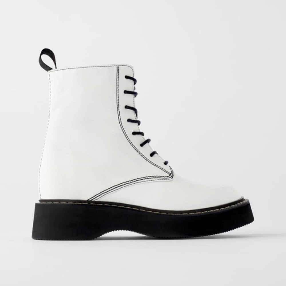 Zara white leather flat ankle boots w/ lug soles - Picture 3 of 8